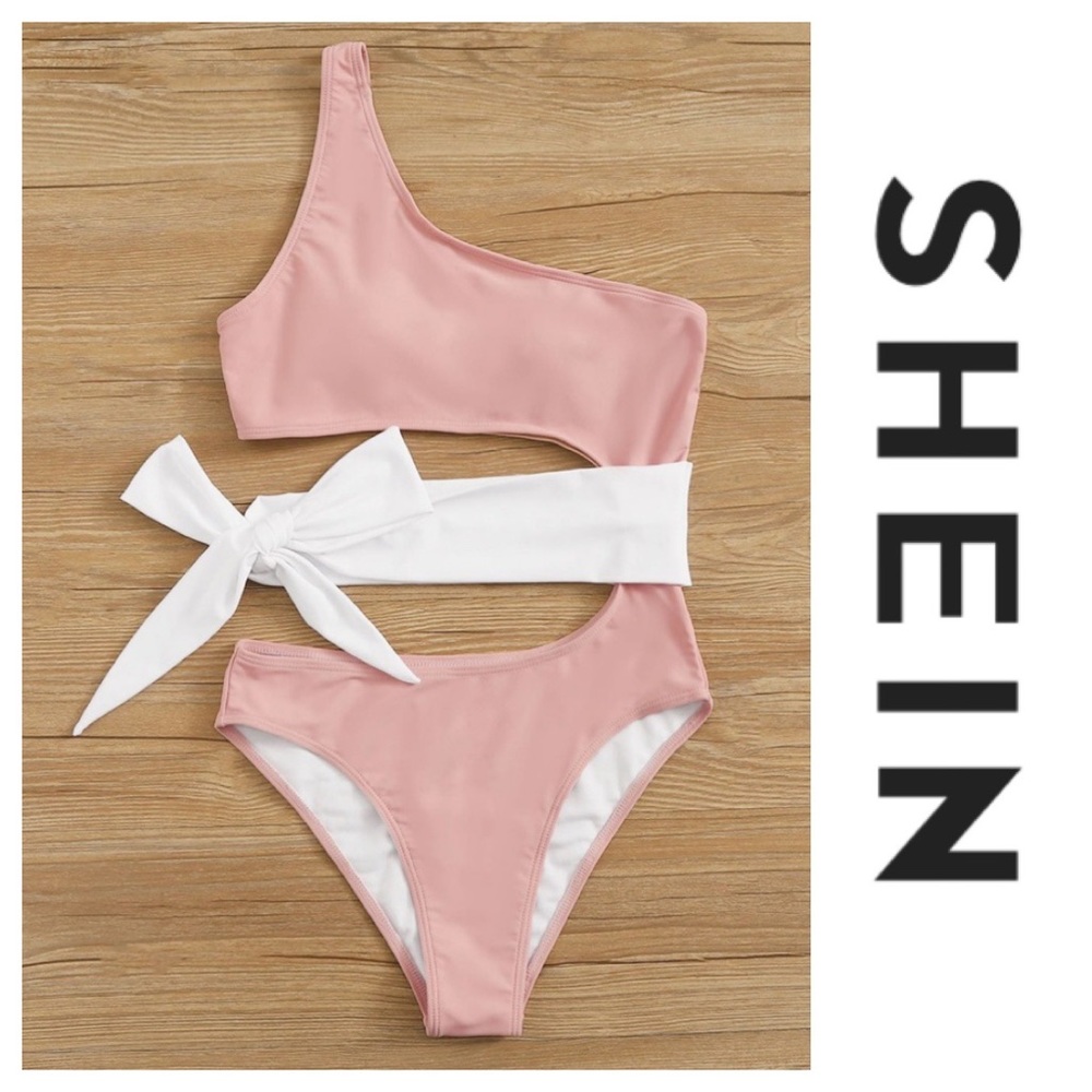 Shein bathing suit is like new. Size small - Picture 3 of 9